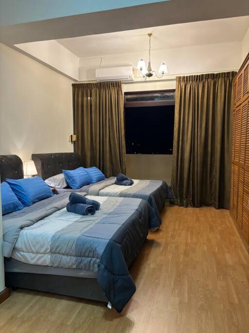 Riverview Home @Waterfront Kch Кучинг Екстериор снимка